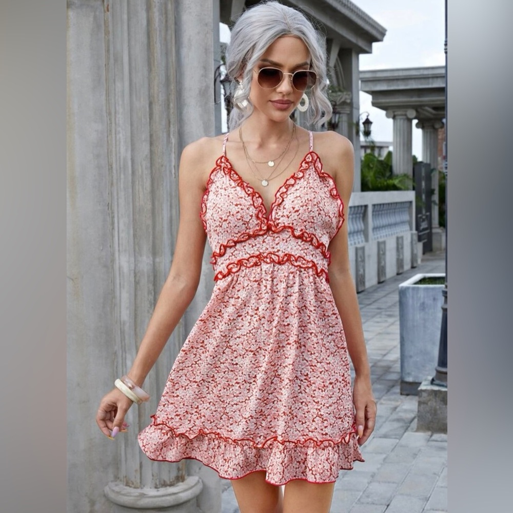 Crisscross backless floral dress